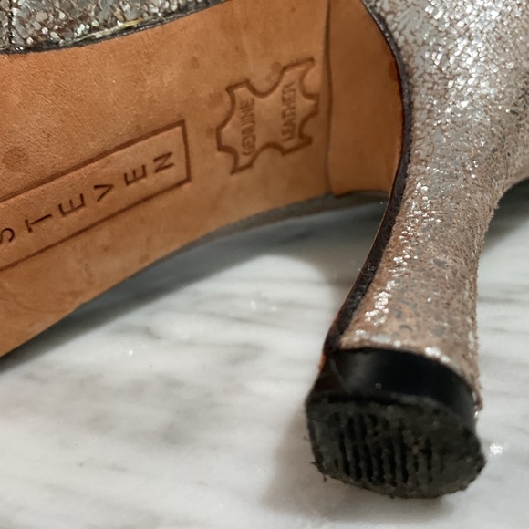 4” metallic women’s high heels. - Picture 7 of 7